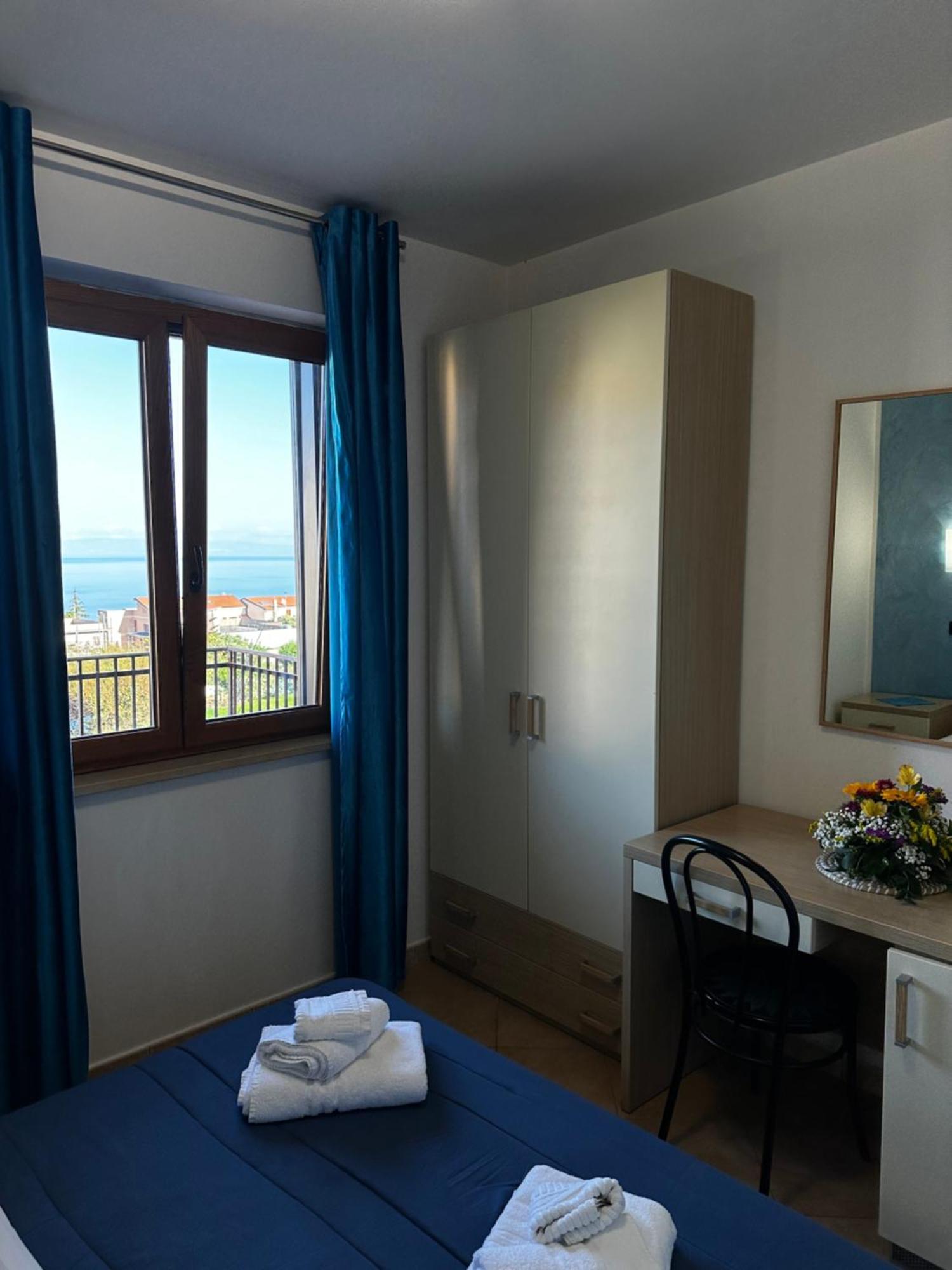 Scilla E Cariddi Bed & Breakfast Bagian luar foto