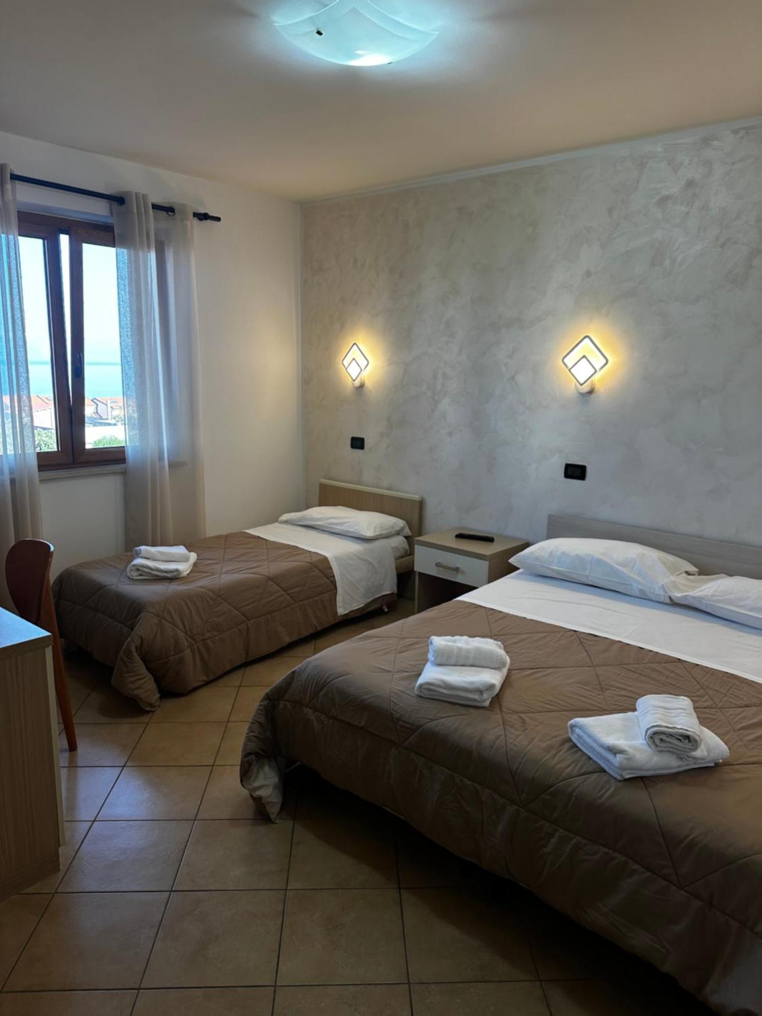 Scilla E Cariddi Bed & Breakfast Bagian luar foto